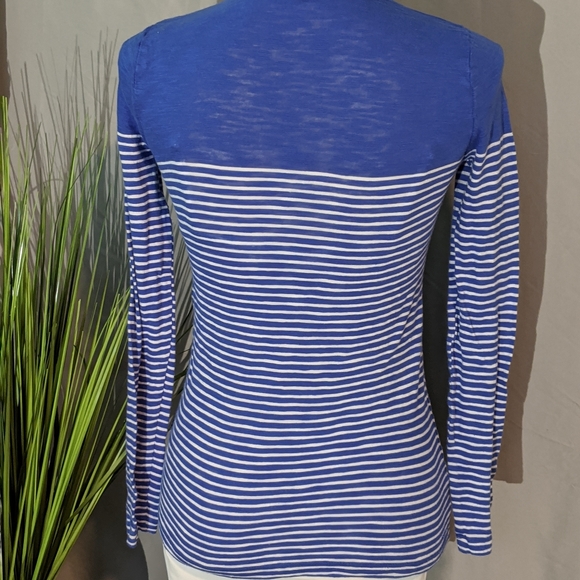 J Crew turtleneck light sweater - Picture 2 of 6